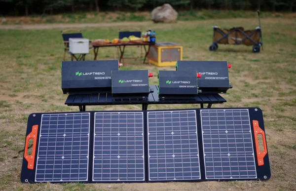 Can You Connect a Solar Panel Directly to an Inverter? 